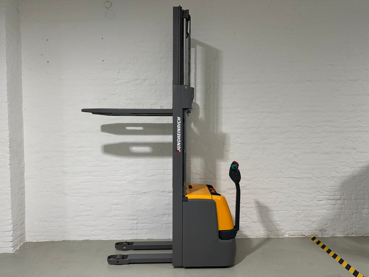Jungheinrich EJC 216