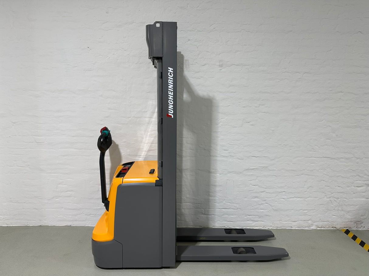 Jungheinrich EJC 216