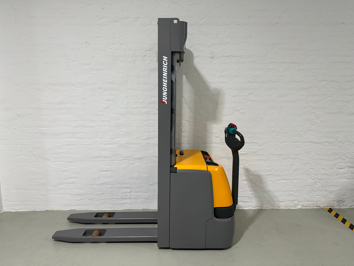 Jungheinrich EJC 214