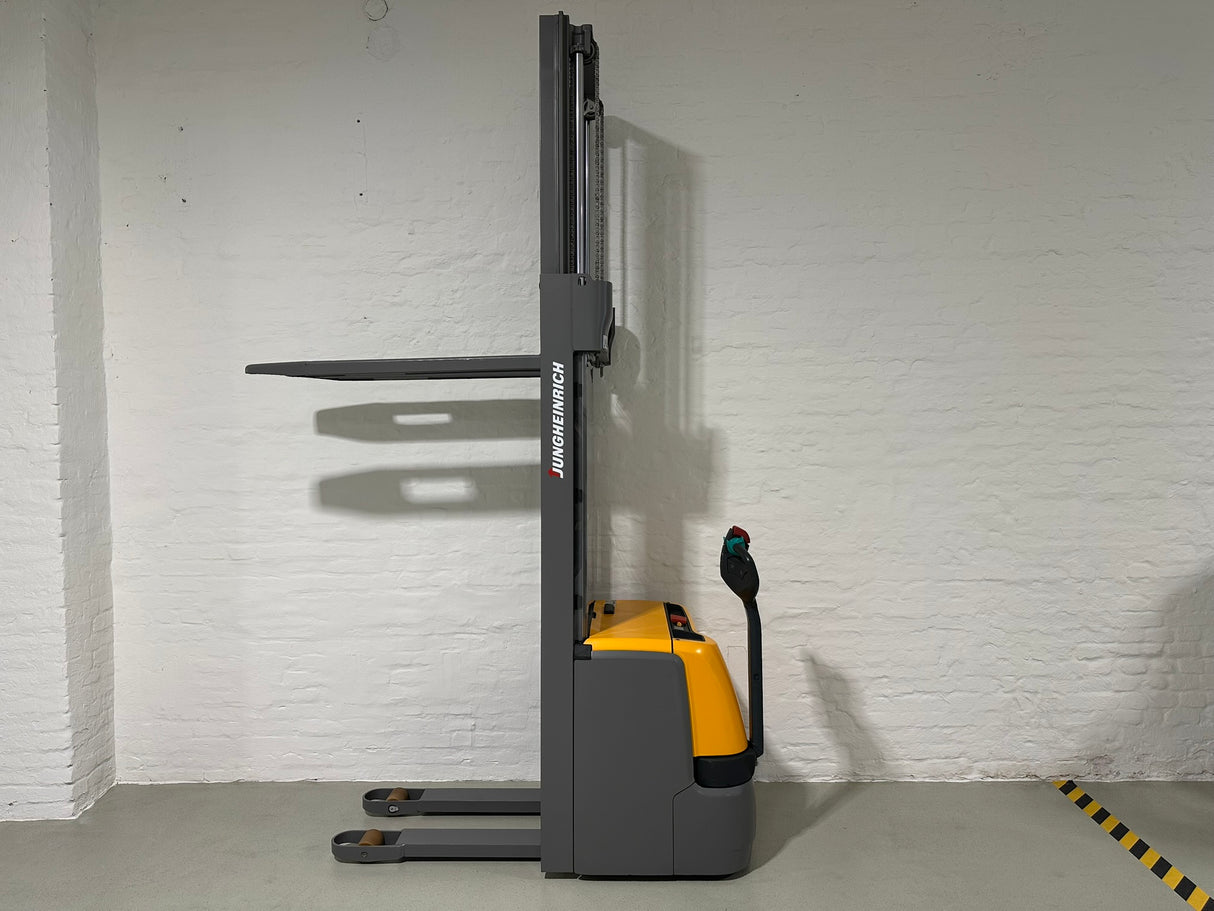 Jungheinrich EJC 214