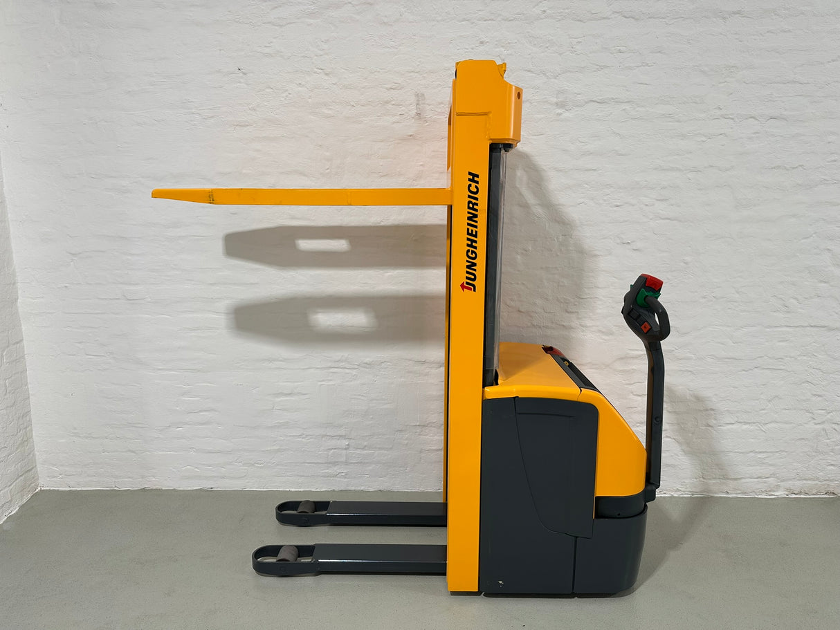 Jungheinrich EJC 216