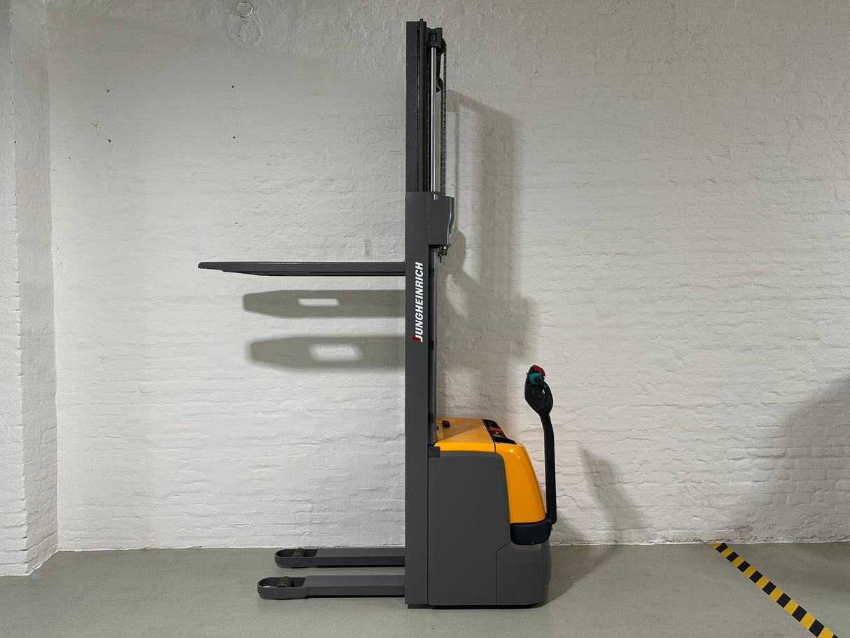 Jungheinrich EJC 216