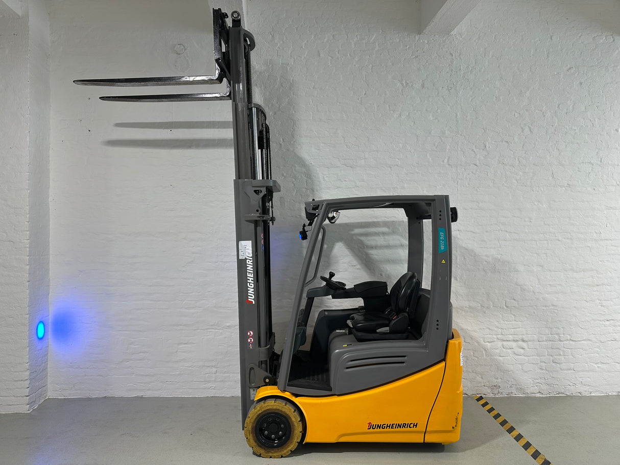 Jungheinrich EFG 218k | ISS