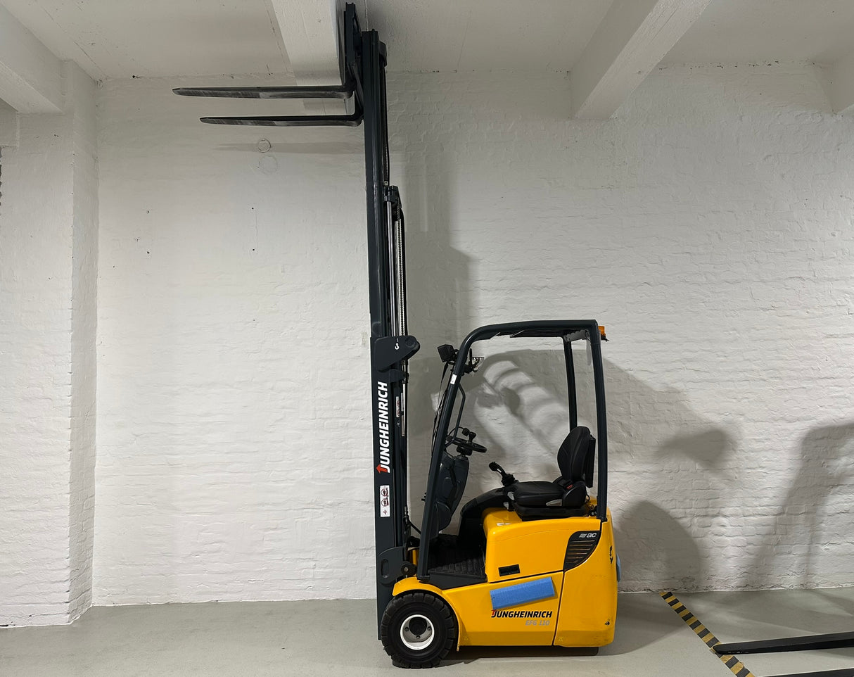 Jungheinrich EFG 110k | ISS