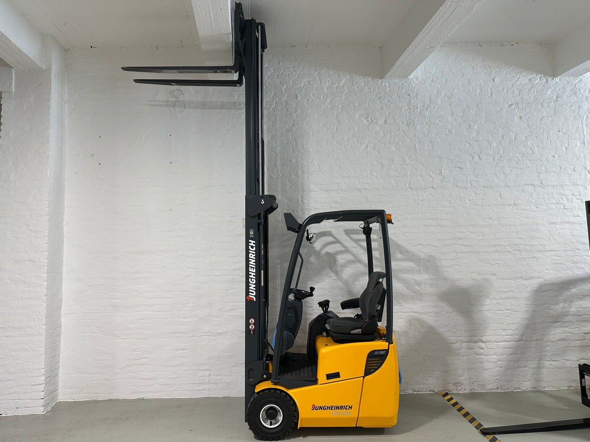 Jungheinrich EFG 110k | ISS