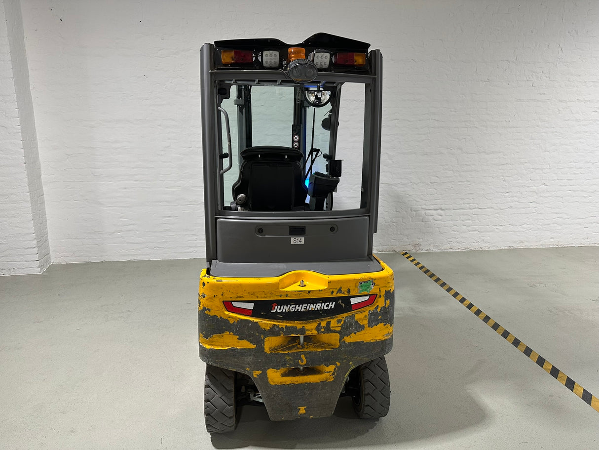 Jungheinrich EFG 320 | ZVG