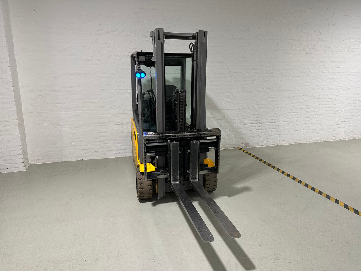 Jungheinrich EFG 320 | ZVG