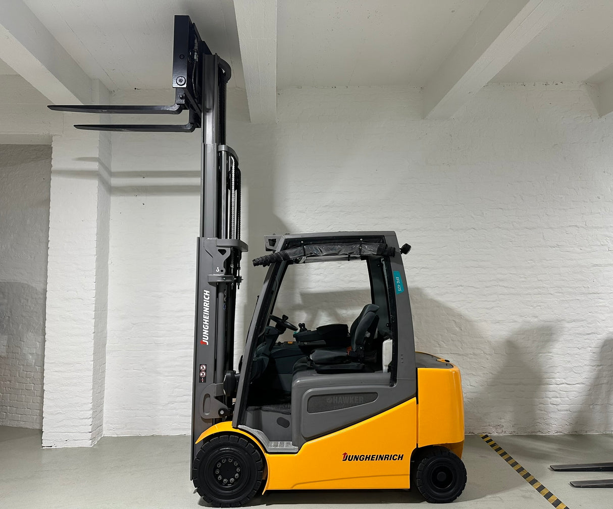 Jungheinrich EFG 425 | ZVG