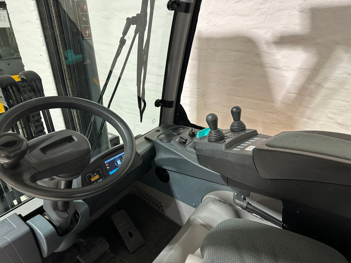 Jungheinrich EFG 425 | ZVG