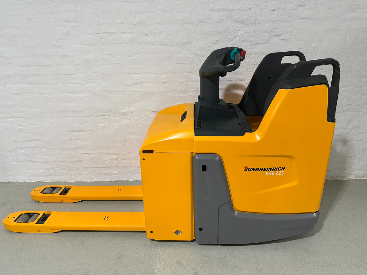 Jungheinrich ERE 225
