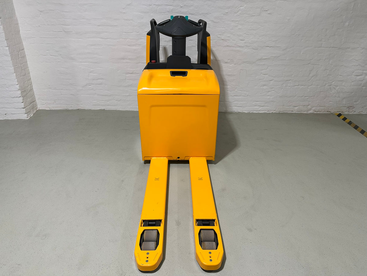 Jungheinrich ERE 225