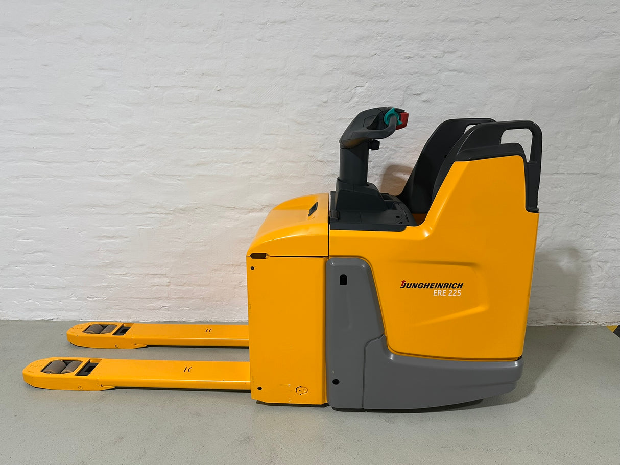 Jungheinrich ERE 225