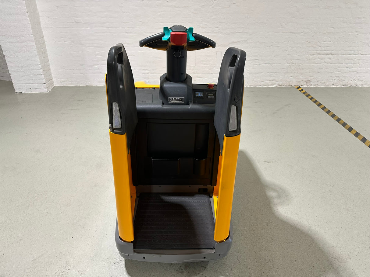 Jungheinrich ERE 225 G2400 | BAT25