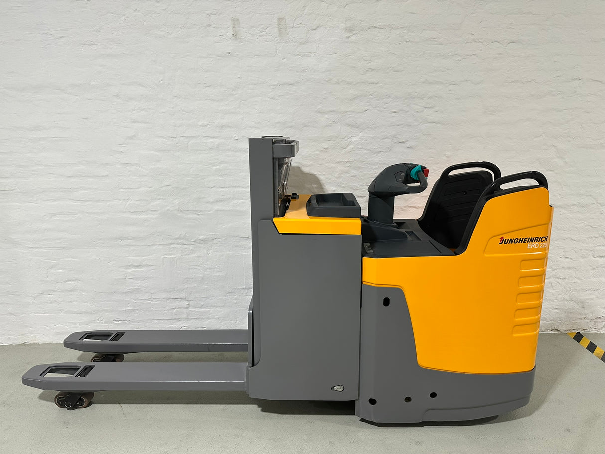 Jungheinrich ERD 220 | BAT24