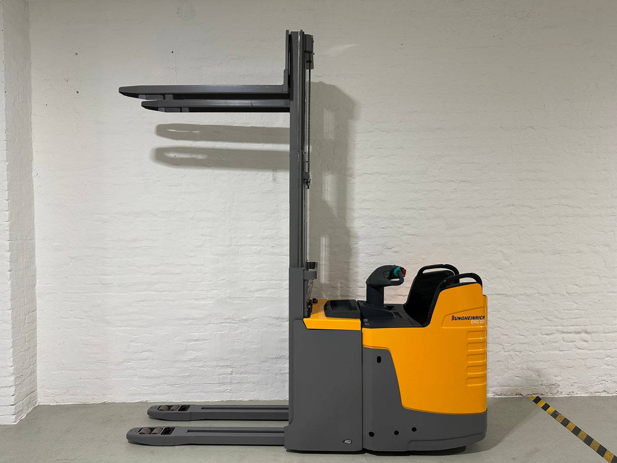 Jungheinrich ERD 220 | BAT24