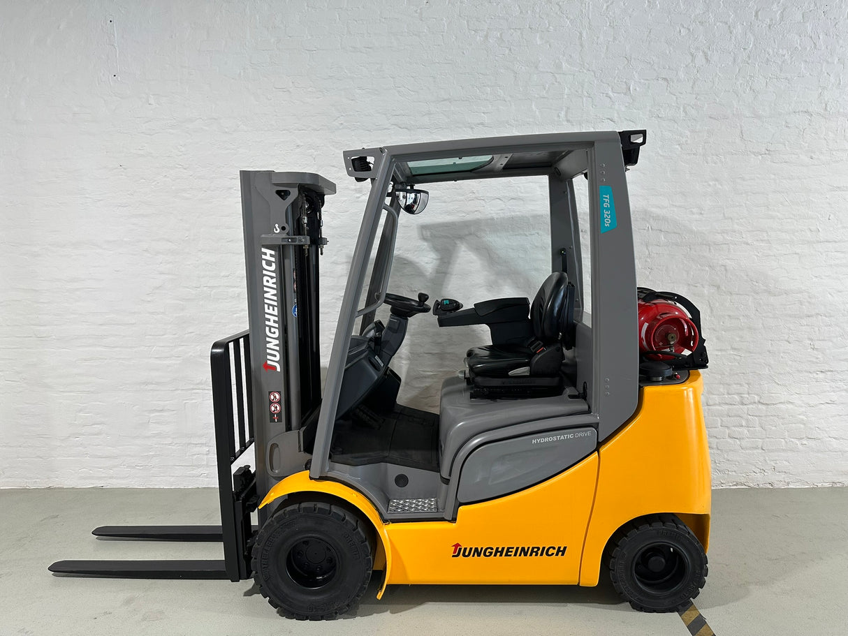 Jungheinrich TFG 320s | ISS