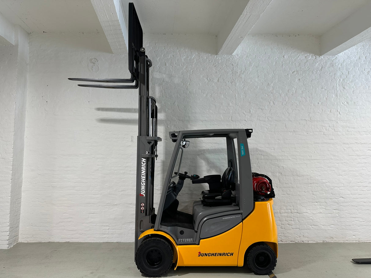 Jungheinrich TFG 320s | ISS