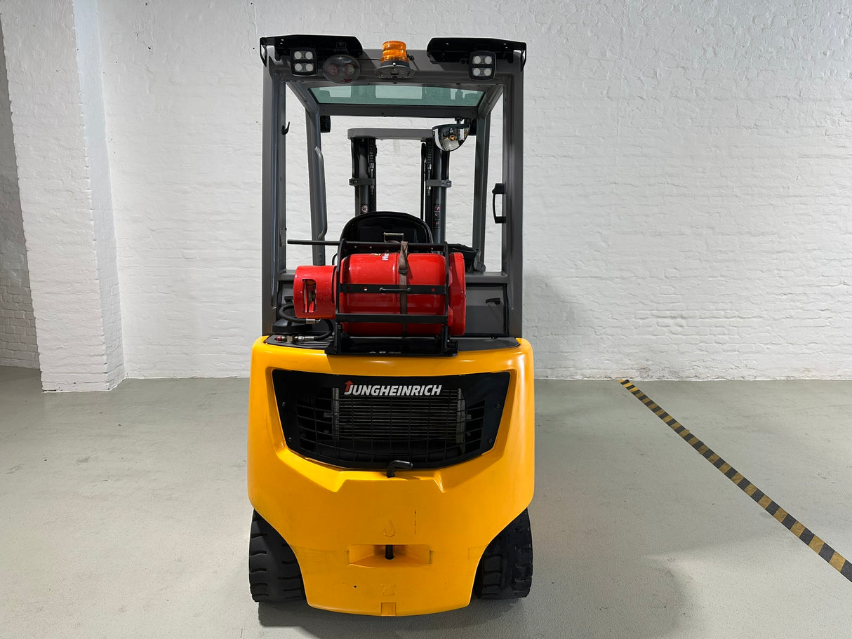 Jungheinrich TFG 320s | ISS