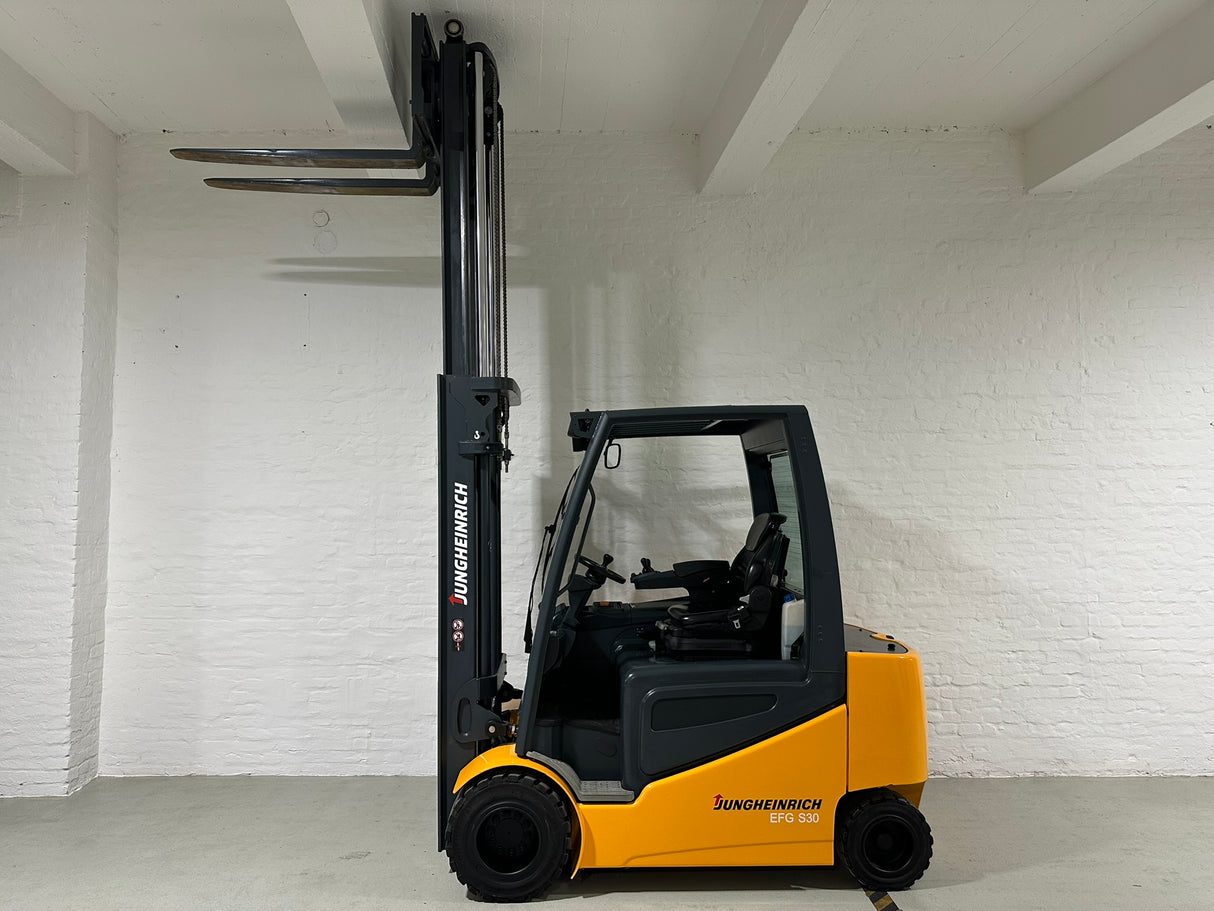 Jungheinrich EFG S30 | ISS