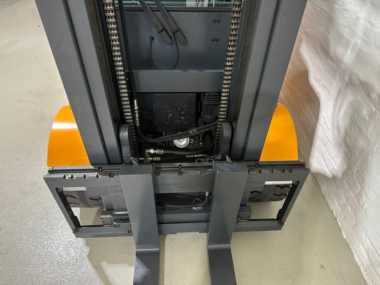 Jungheinrich EFG S30 | ISS