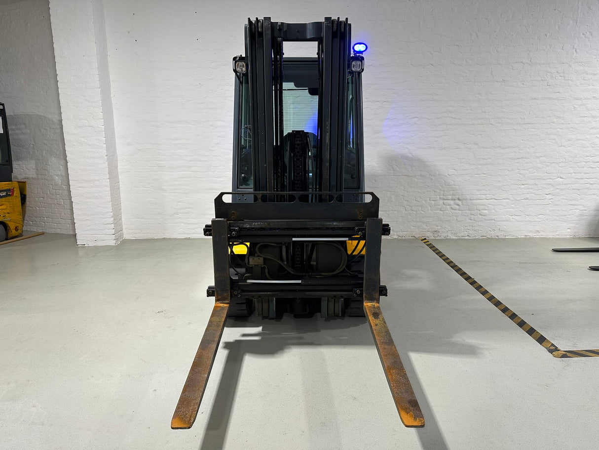 Jungheinrich TFG 430s | ISS/ZVG