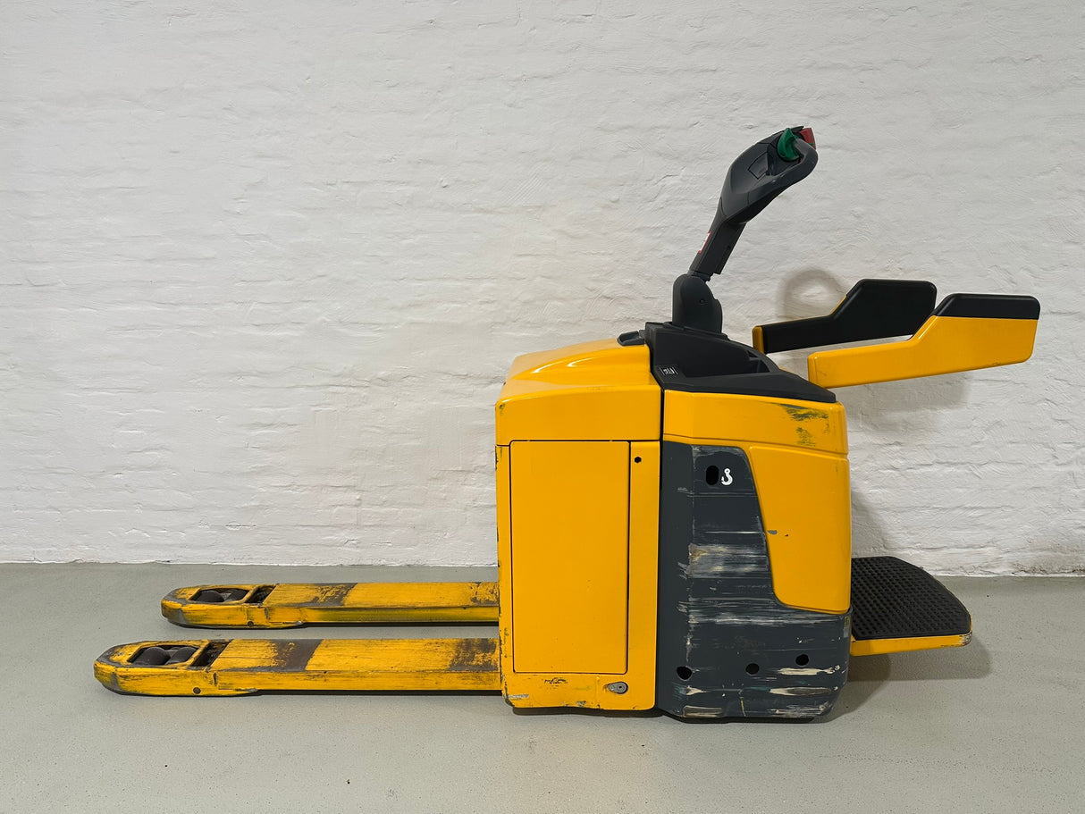 Jungheinrich ERE 225