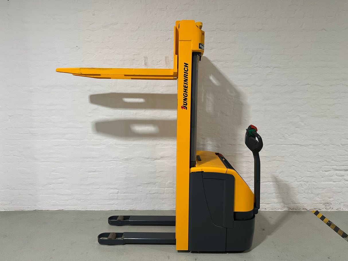 Jungheinrich EJC 216