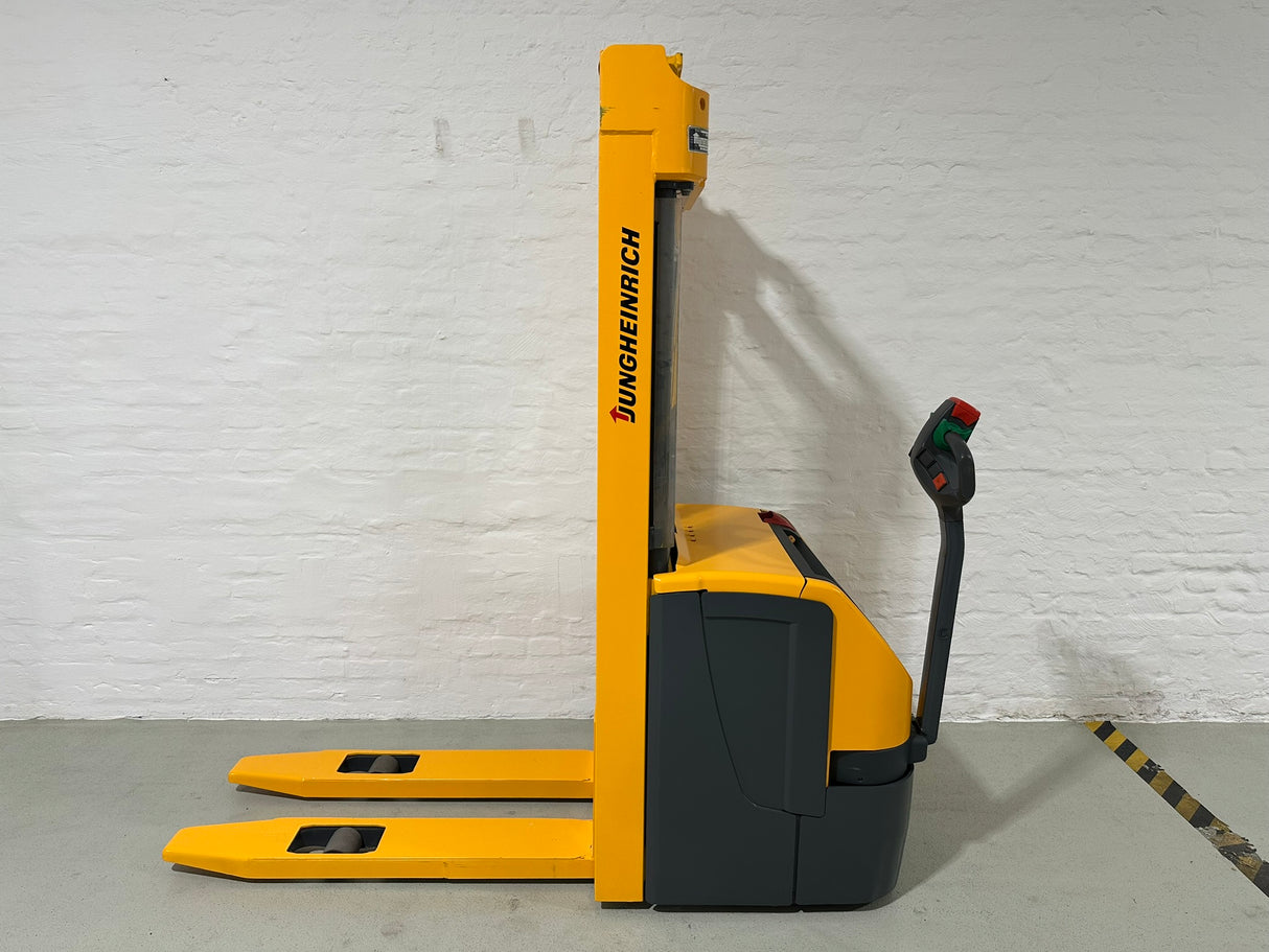 Jungheinrich EJC 216
