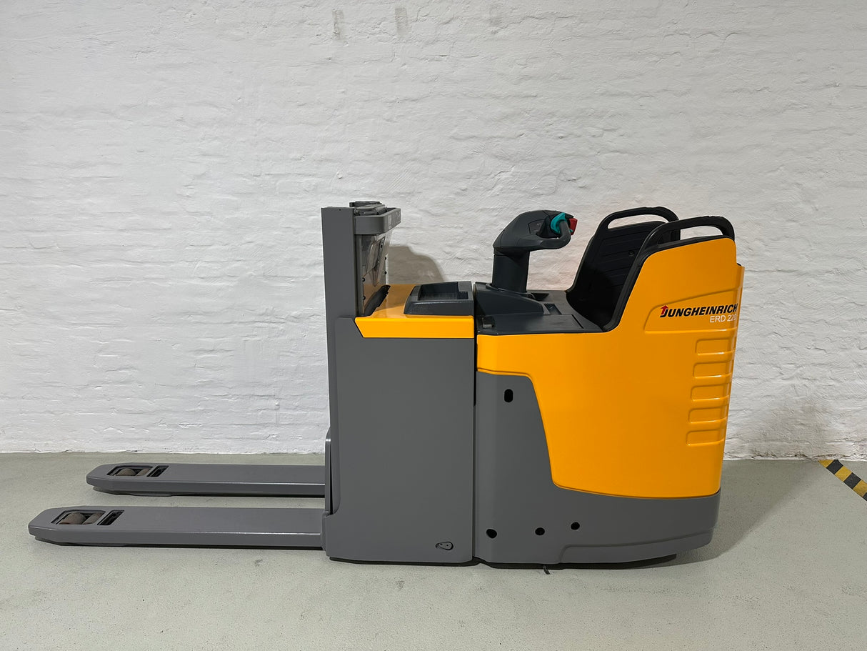 Jungheinrich ERD 220FP