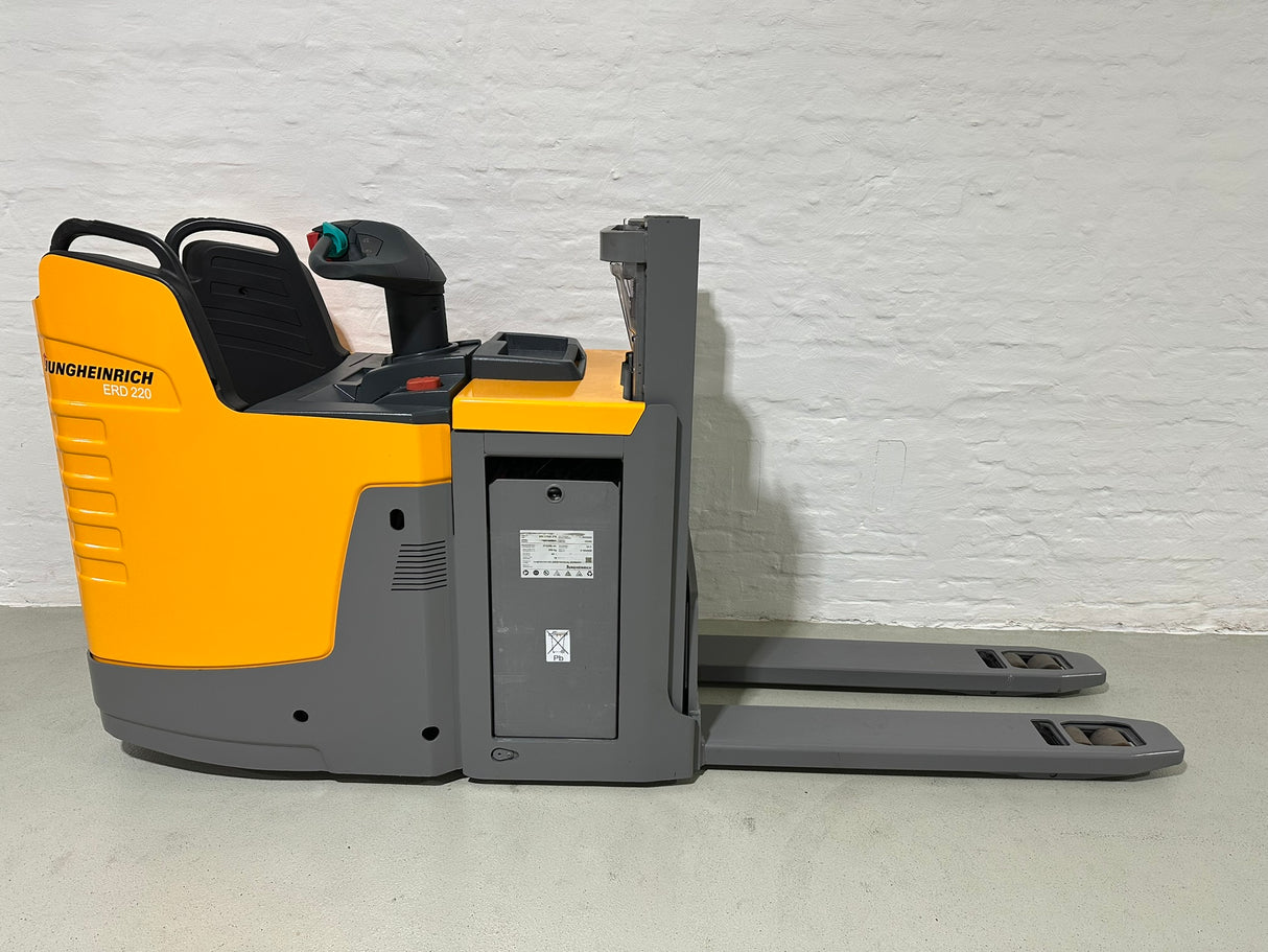 Jungheinrich ERD 220FP