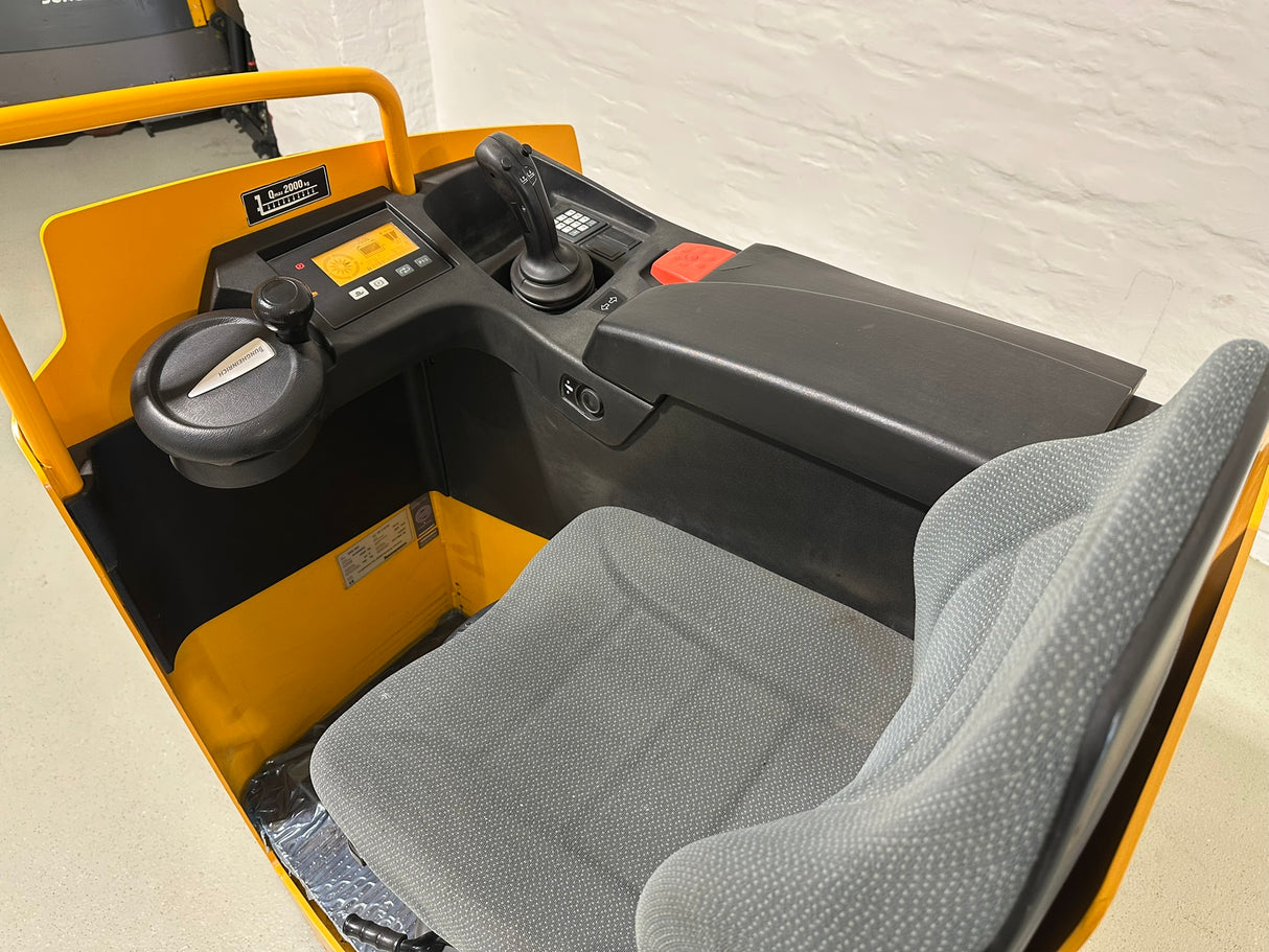 Jungheinrich ESE 320