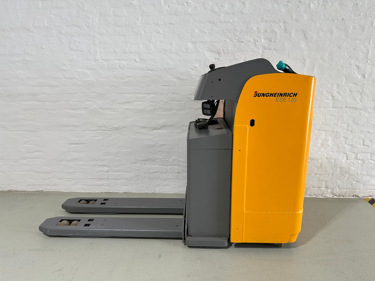 Jungheinrich ESE 120 | Waage