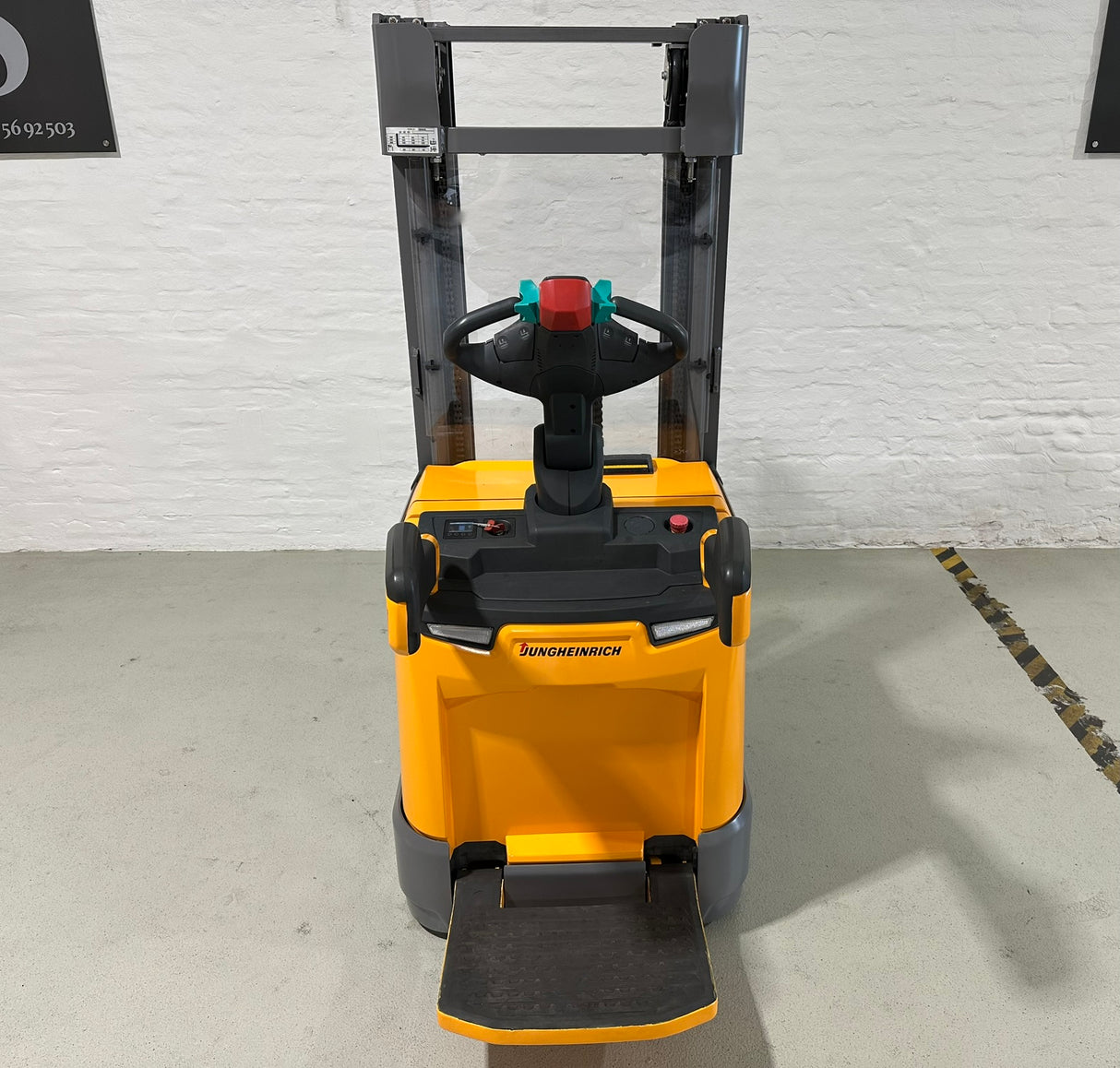 Jungheinrich ERC 214z | integrierte Waage (50kg)