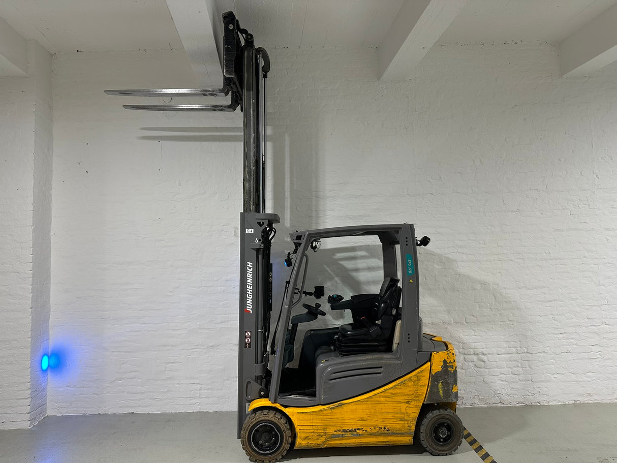 Jungheinrich EFG 320 | ZVG