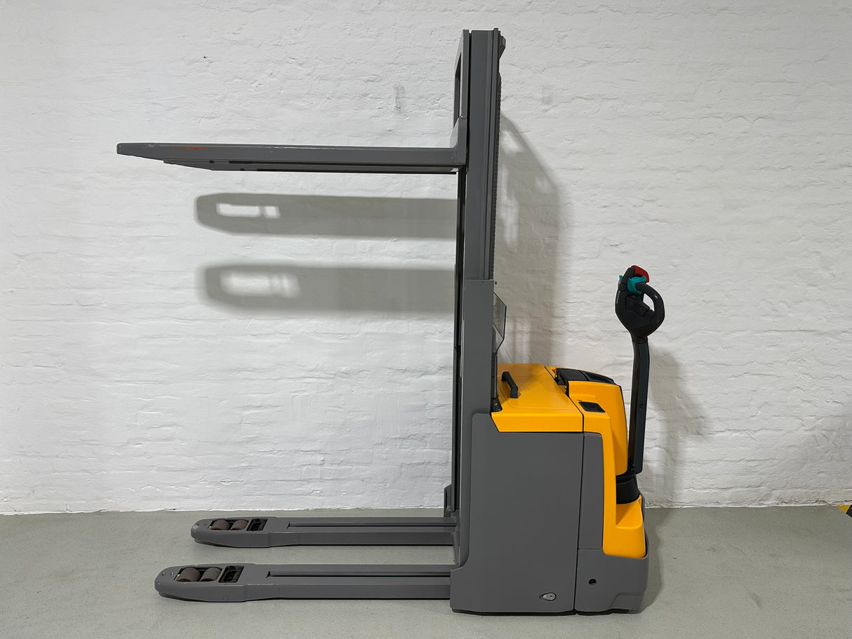 Jungheinrich EJD 220 | BAT24 NEU