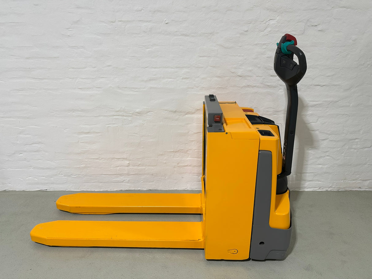Jungheinrich EJE C 20 | BAT25