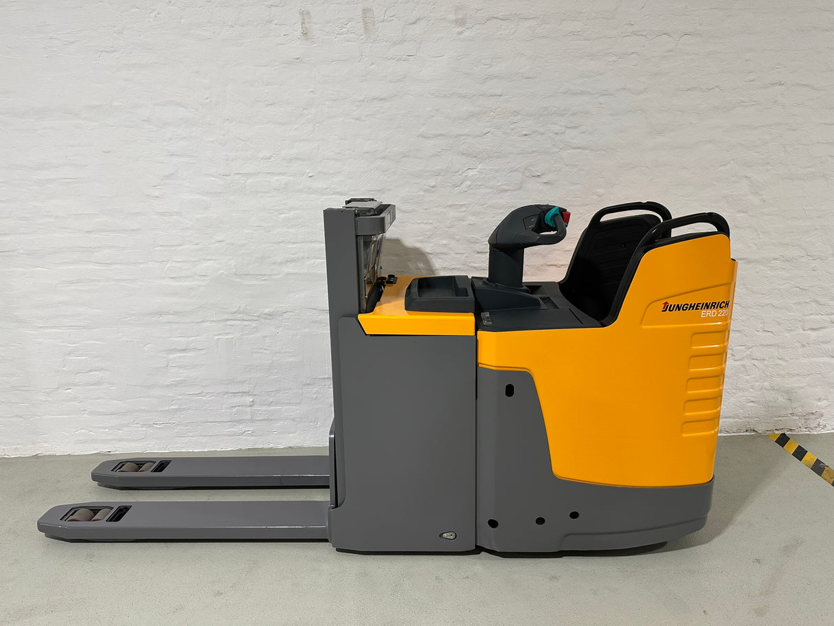 Jungheinrich ERD 220 | BAT24