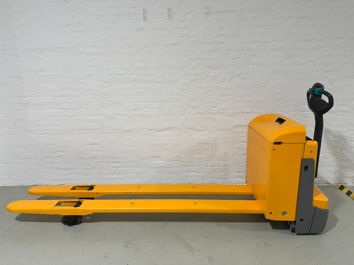 Jungheinrich EJE 222 G2400