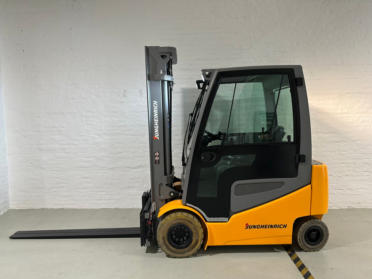 Jungheinrich EFG 425ks | ISS