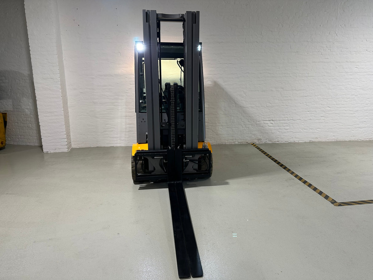 Jungheinrich EFG 425ks | ISS