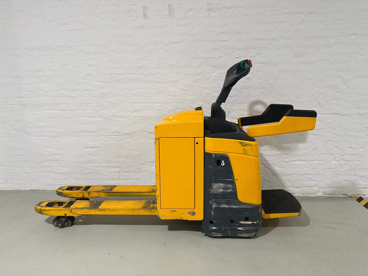 Jungheinrich ERE 225