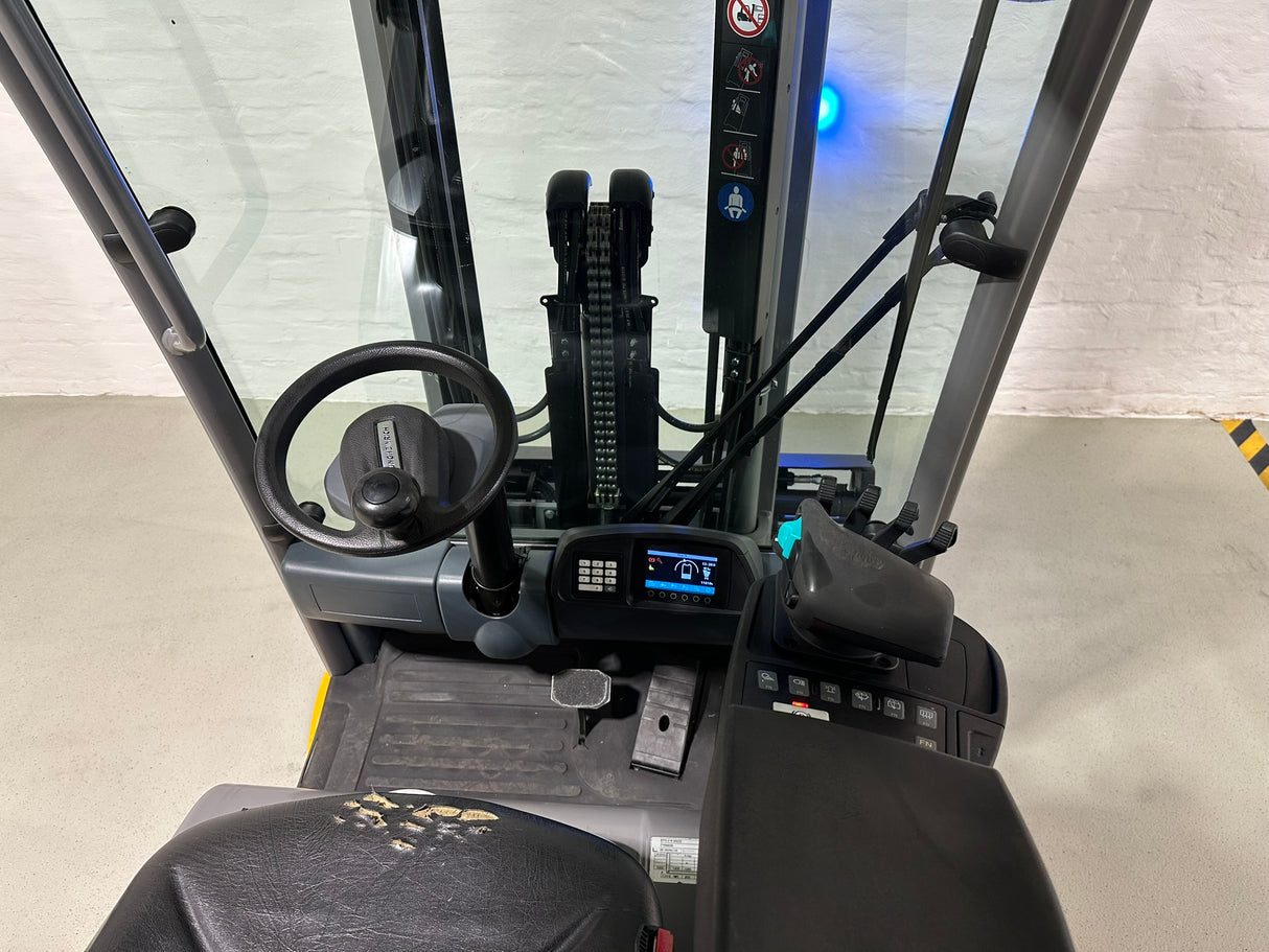 Jungheinrich EFG 216 | ZVG/ISS