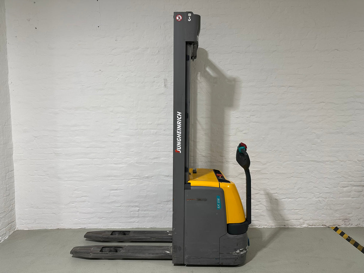 Jungheinrich EJC 216