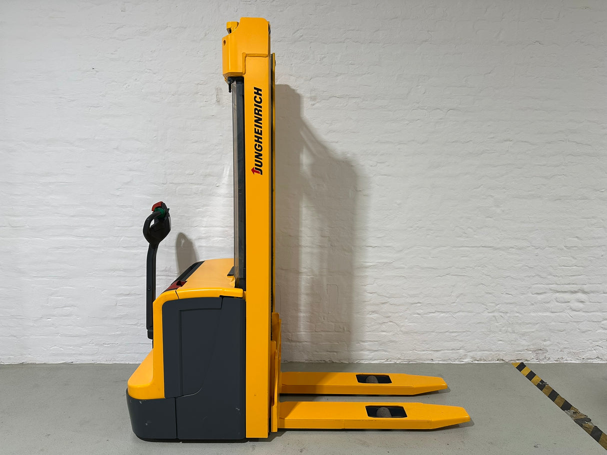 Jungheinrich EJC 216