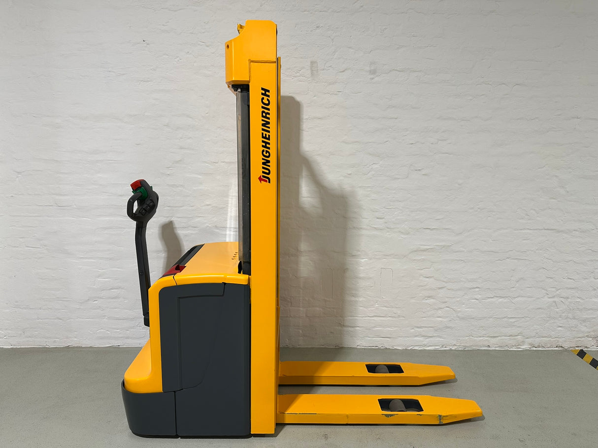 Jungheinrich EJC 216