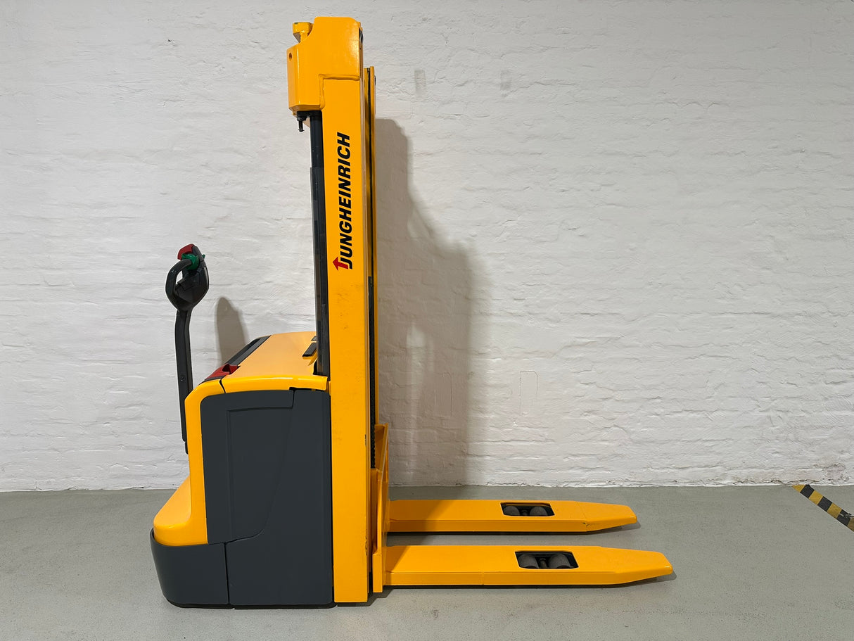 Jungheinrich EJC 214