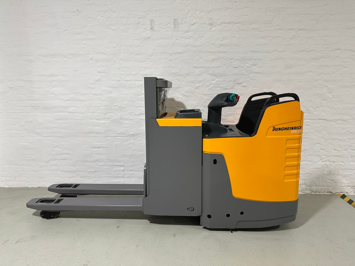Jungheinrich ERD 220FP