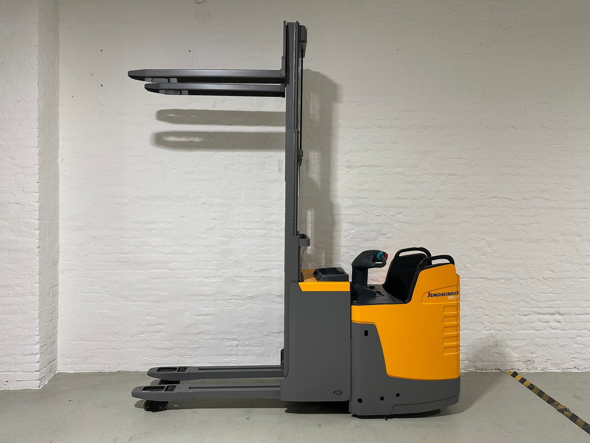 Jungheinrich ERD 220FP