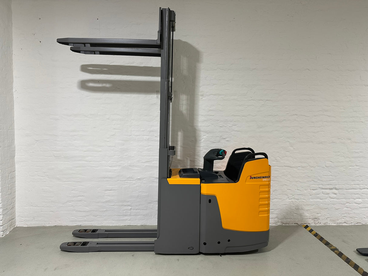 Jungheinrich ERD 220FP