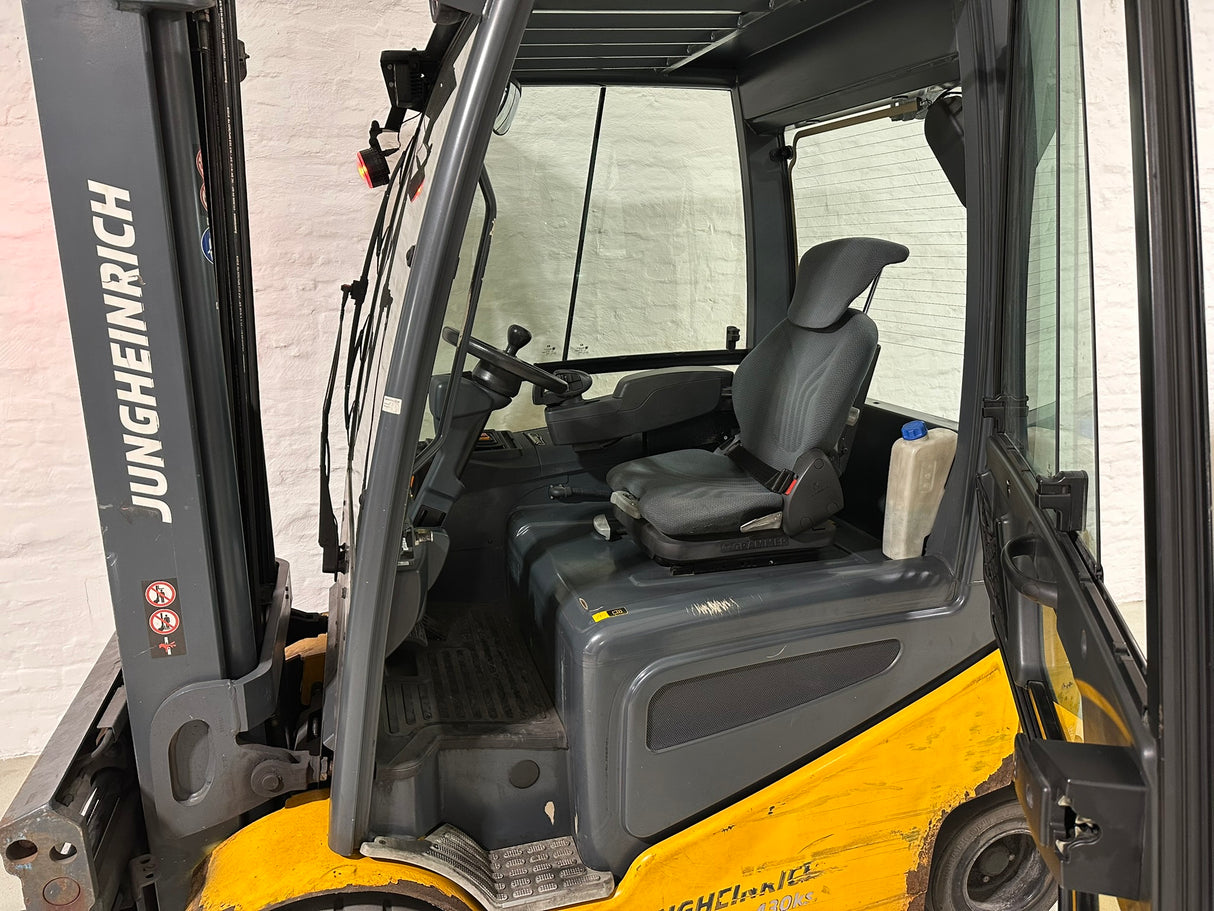 Jungheinrich EFG 430ks | ISS | ZVG